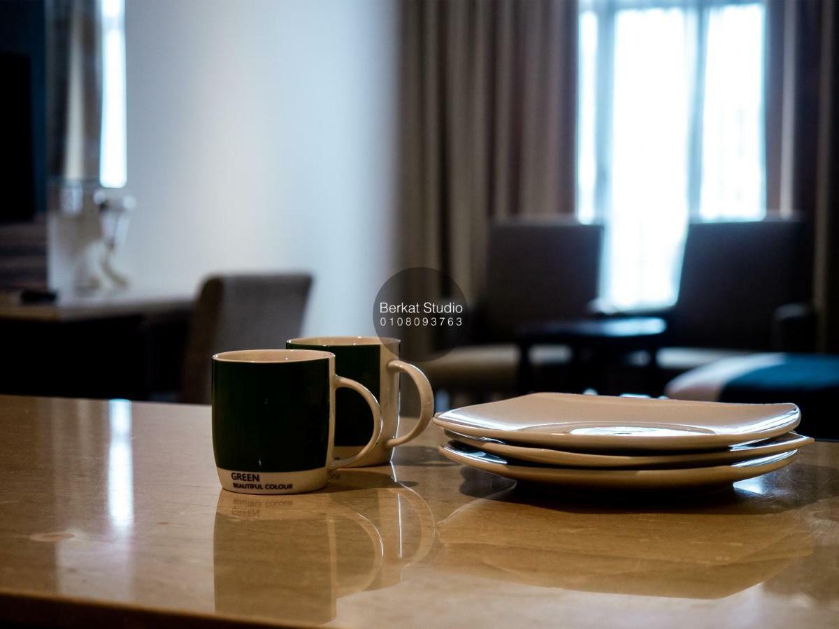 Berkat Studio Hotel Кота Бару Екстериор снимка